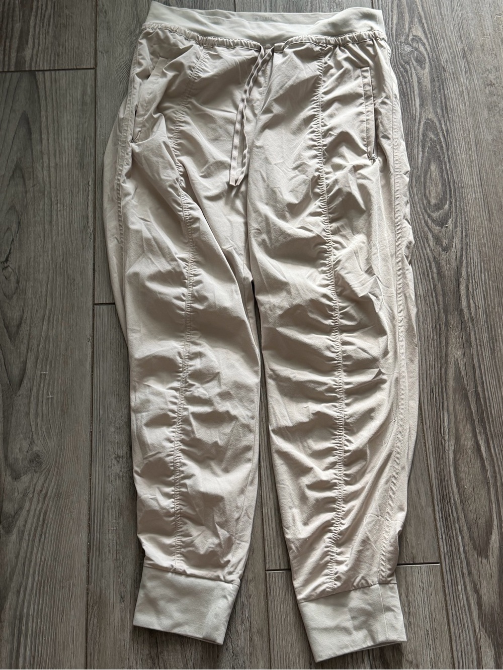 Athleta Attitude Joggers Womens 10 Featherweight Stretch Light Khaki Tan Pants
